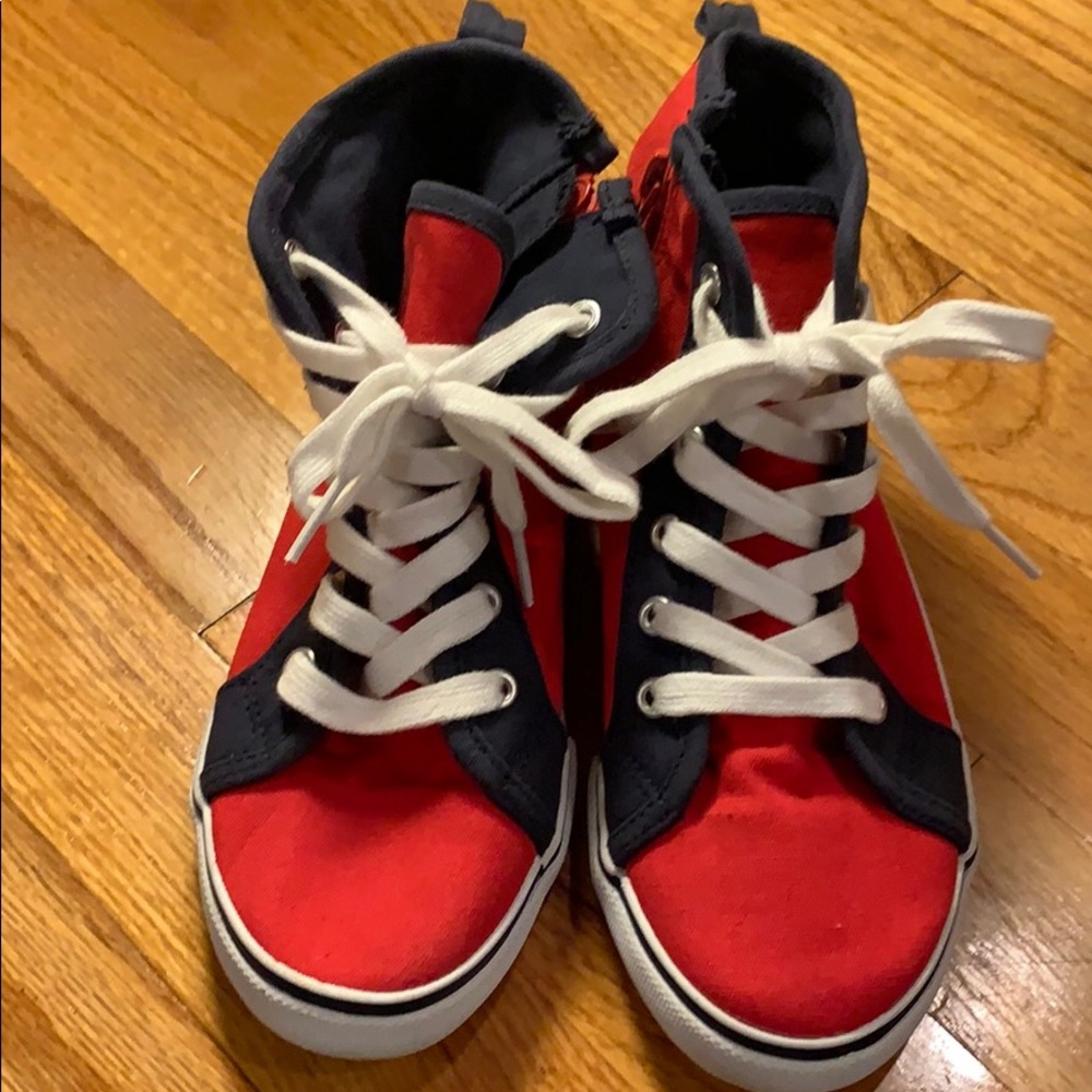 Sneakers